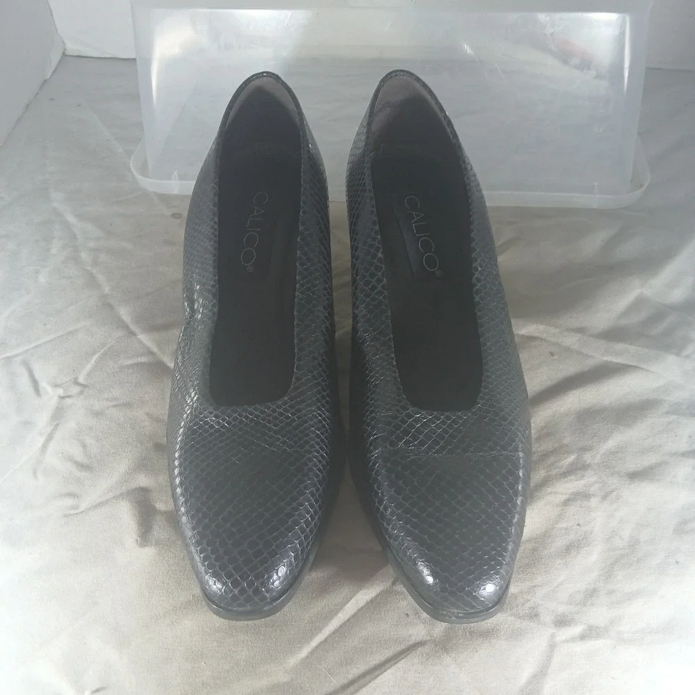 Calico Pumps 6.5M Black Snakeskin Embossed Leather Block Heel Office Classic